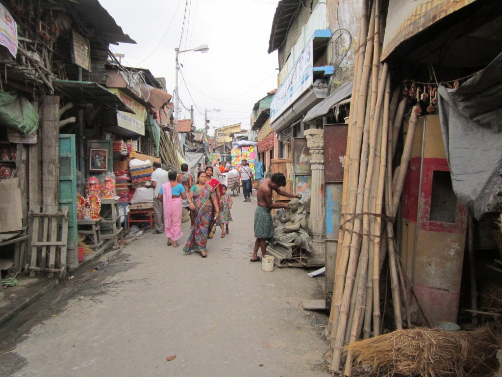 typical kumartuli street/alley